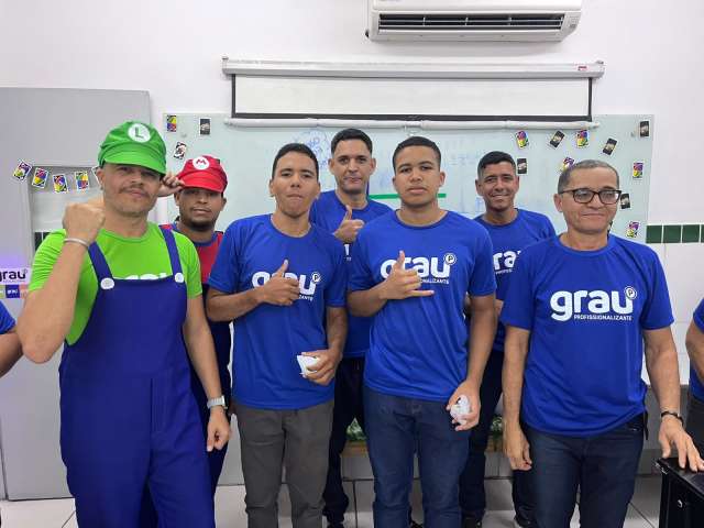 Grau